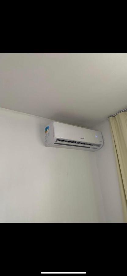 Casa Quintal Bueno! 5 Quartos Com Ar Split E Internet Ultra! Perto Do Melhor De Goiania! Marista Parques Areiao E Vaca Brava Hospital Premium Mater Dei Blue Fit Perdomo Goiania Shopping! Ngoại thất bức ảnh