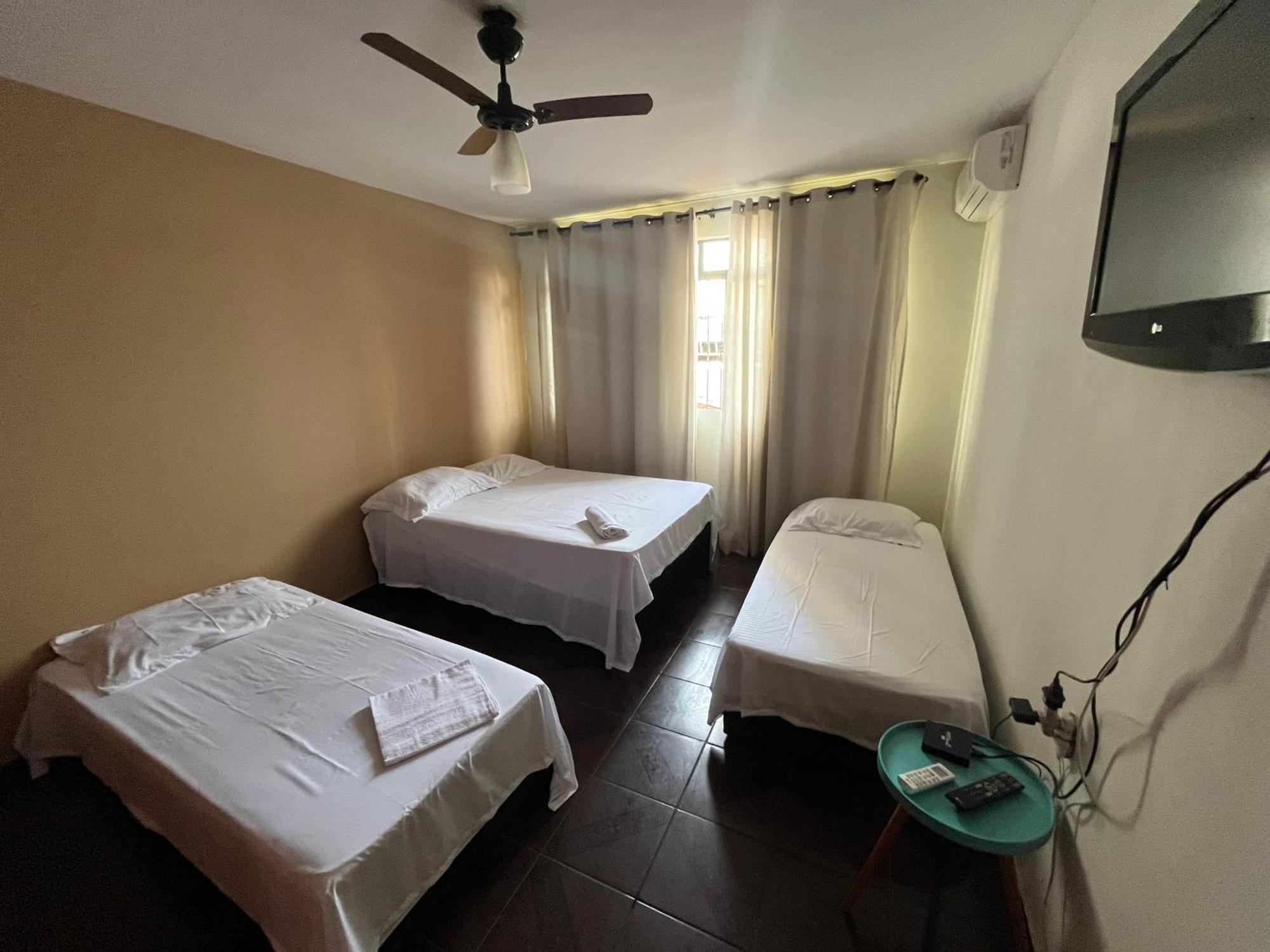 Casa Quintal Bueno! 5 Quartos Com Ar Split E Internet Ultra! Perto Do Melhor De Goiania! Marista Parques Areiao E Vaca Brava Hospital Premium Mater Dei Blue Fit Perdomo Goiania Shopping! Ngoại thất bức ảnh