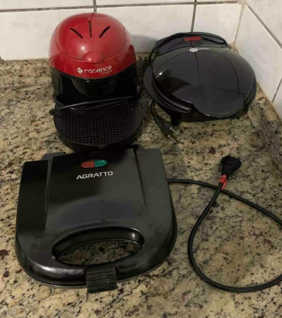 Casa Quintal Bueno! 5 Quartos Com Ar Split E Internet Ultra! Perto Do Melhor De Goiania! Marista Parques Areiao E Vaca Brava Hospital Premium Mater Dei Blue Fit Perdomo Goiania Shopping! Ngoại thất bức ảnh